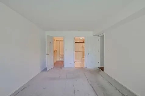 1011 Brentwood Circle Buffalo Grove IL 60089