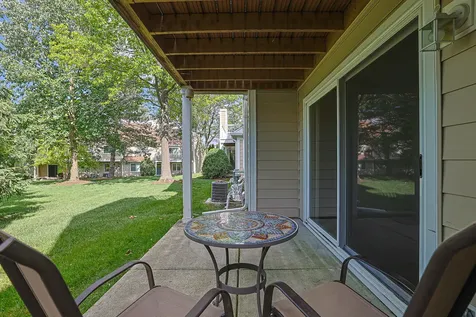 1011 Brentwood Circle Buffalo Grove IL 60089