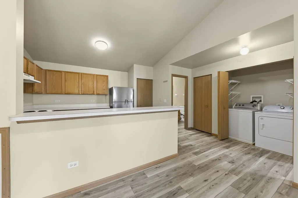 1457 Mcclure Road Aurora IL 60505