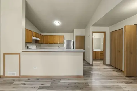 1457 Mcclure Road Aurora IL 60505
