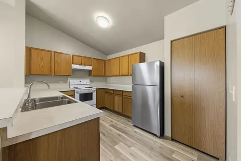 1457 Mcclure Road Aurora IL 60505