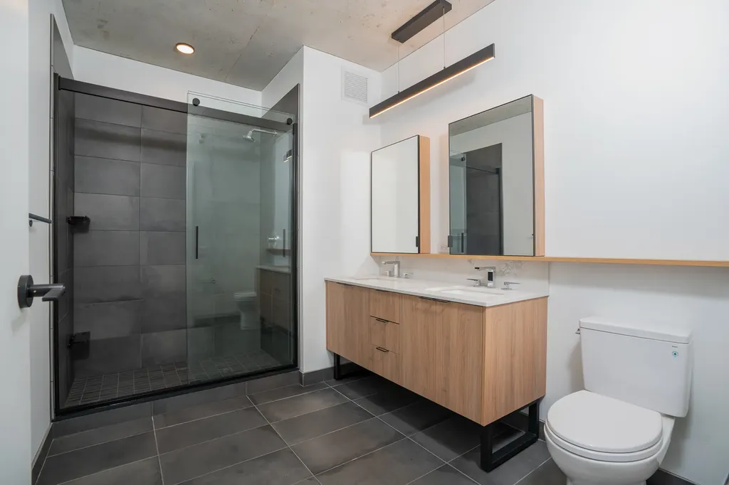 234 West Polk Street Chicago IL 60607