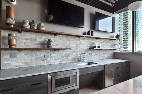 650 West Wayman Street Chicago IL 60661