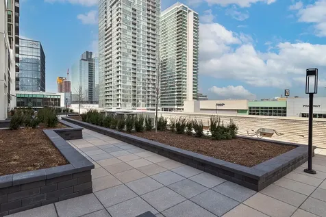 650 West Wayman Street Chicago IL 60661