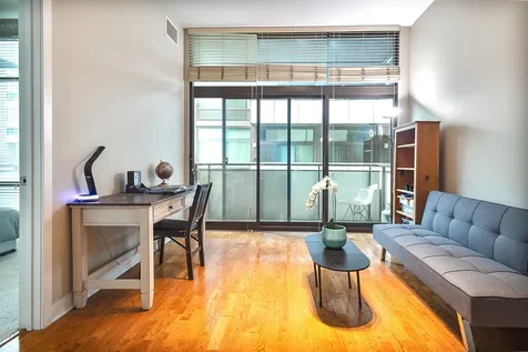 650 West Wayman Street Chicago IL 60661
