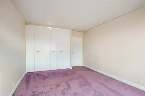 7033 North Kedzie Avenue Chicago IL 60645