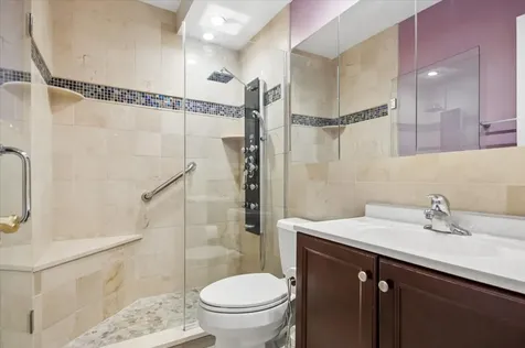 7033 North Kedzie Avenue Chicago IL 60645