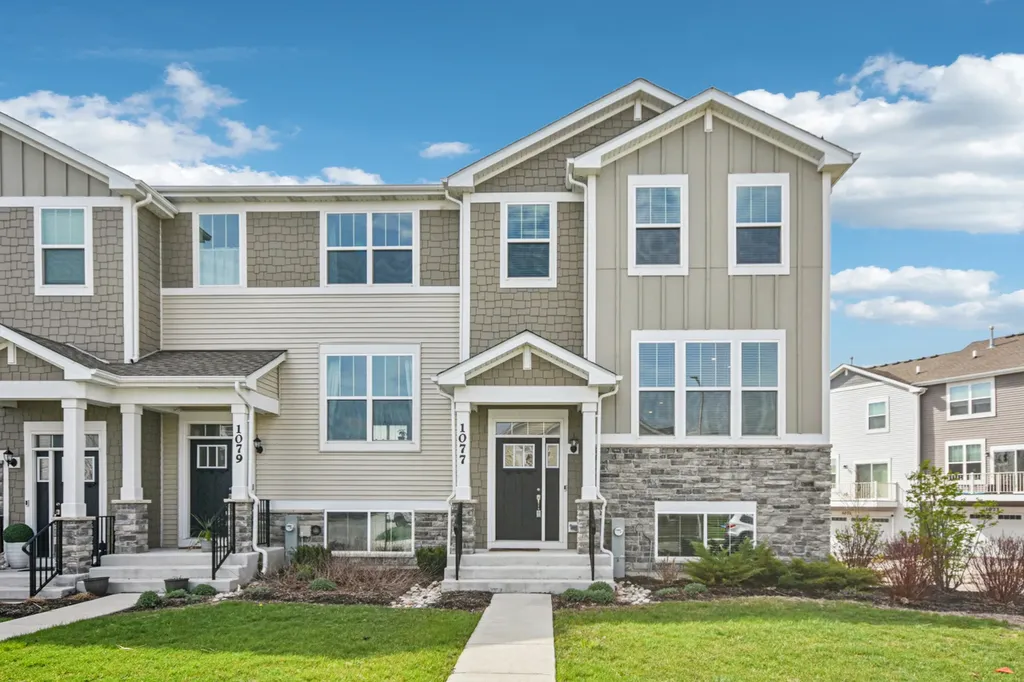 1077 Moraine Drive South Elgin IL 60177
