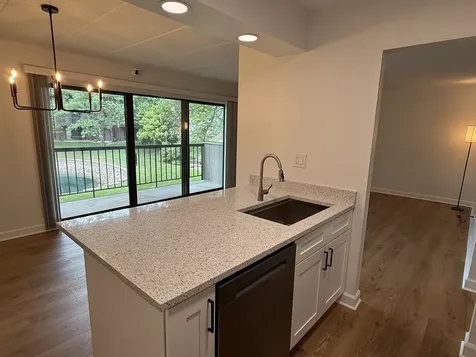 140 East Fountainview Lane Lombard IL 60148