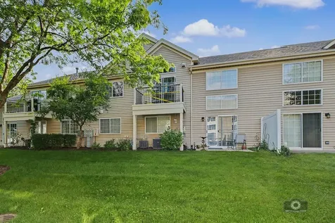 2258 Scott Lane Aurora IL 60502