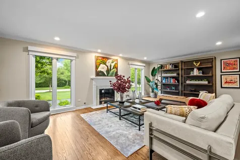 150 North Suffolk Lane Lake Forest IL 60045
