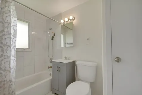 10 Michael Road Park Forest IL 60466