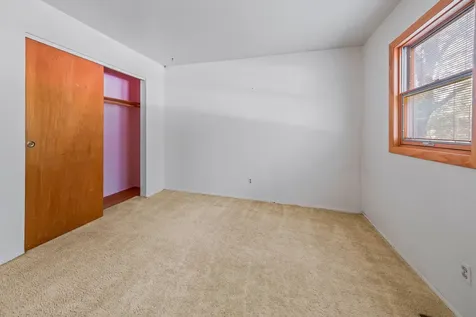 304 Dartmoor Drive Crystal Lake IL 60014