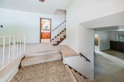 304 Dartmoor Drive Crystal Lake IL 60014