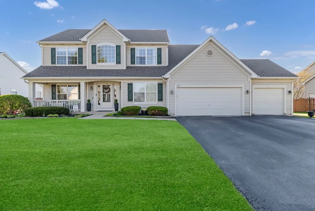 280 Prestwicke Boulevard Algonquin IL 60102