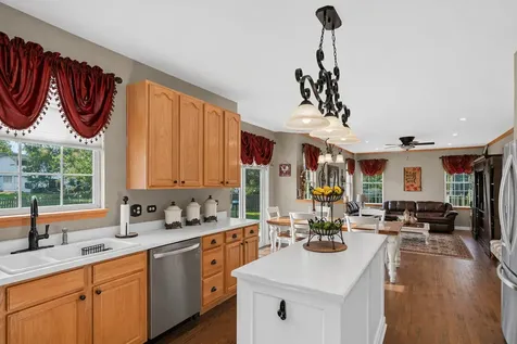 280 Prestwicke Boulevard Algonquin IL 60102