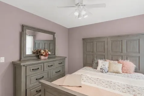 280 Prestwicke Boulevard Algonquin IL 60102
