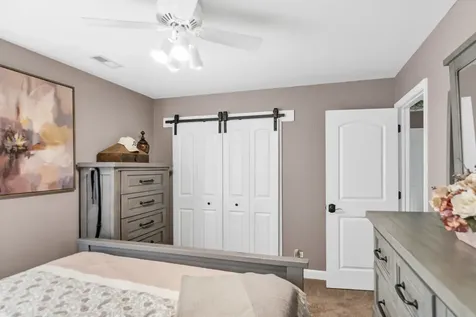 280 Prestwicke Boulevard Algonquin IL 60102
