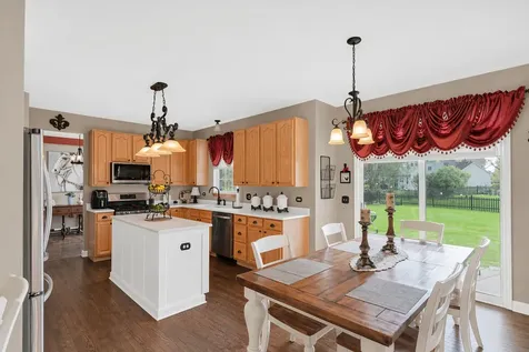 280 Prestwicke Boulevard Algonquin IL 60102