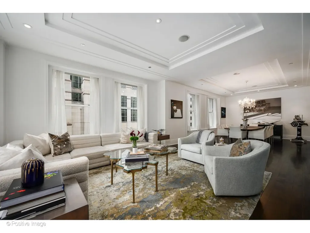159 East Walton Place Chicago IL 60611