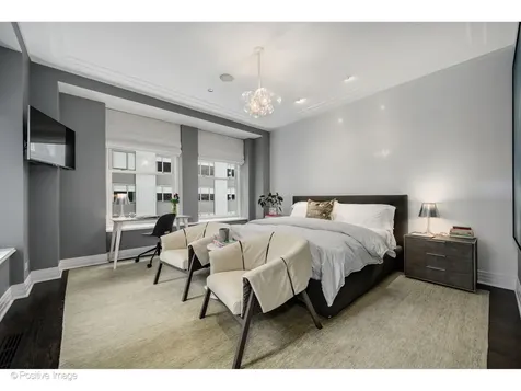 159 East Walton Place Chicago IL 60611