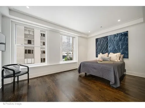 159 East Walton Place Chicago IL 60611