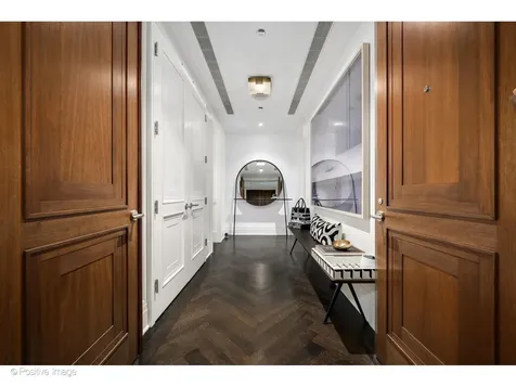 159 East Walton Place Chicago IL 60611