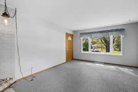 215 Brice Avenue Mundelein IL 60060