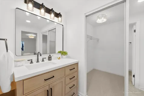 1400 North Yarmouth Place Mount Prospect IL 60056