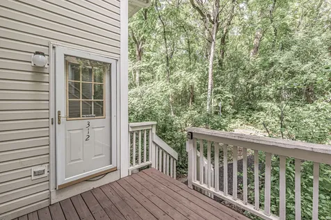 312 West Treehouse Lane Round Lake IL 60073