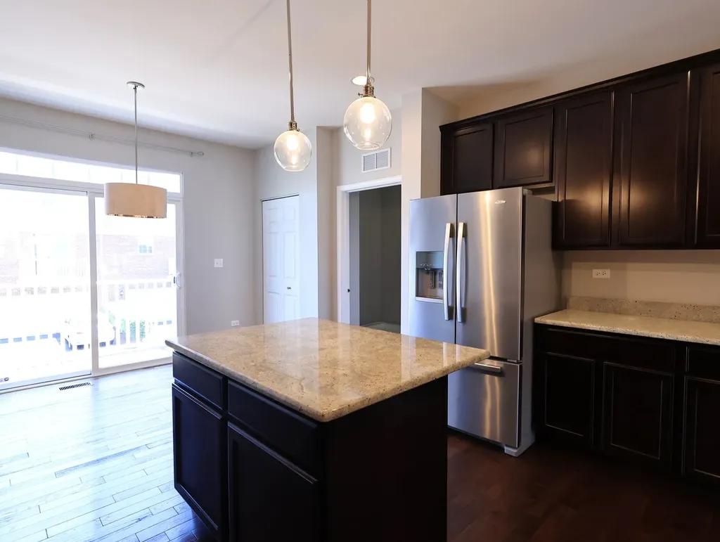 2521 Dunraven Avenue Naperville IL 60540