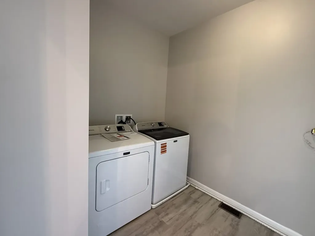 2521 Dunraven Avenue Naperville IL 60540