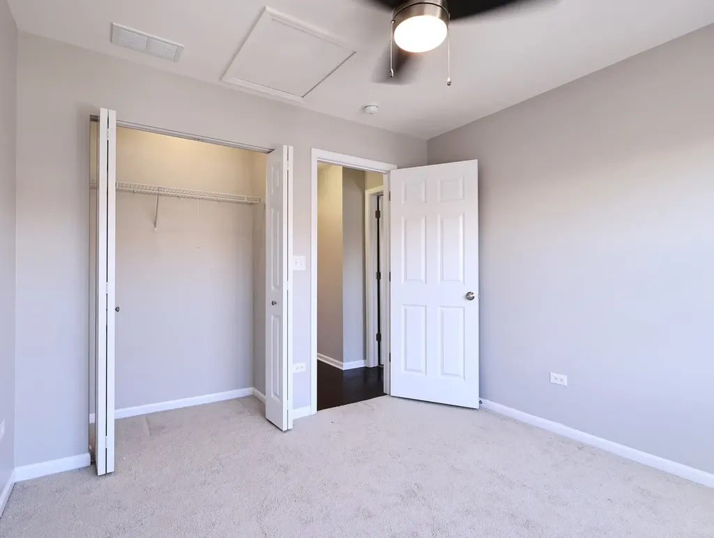 2521 Dunraven Avenue Naperville IL 60540