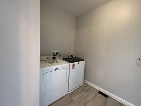 2521 Dunraven Avenue Naperville IL 60540