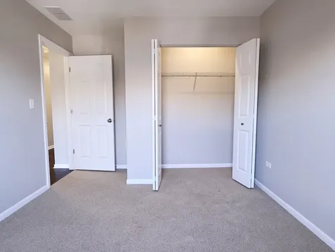 2521 Dunraven Avenue Naperville IL 60540