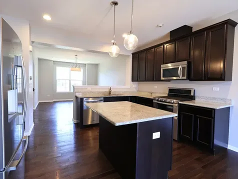 2521 Dunraven Avenue Naperville IL 60540