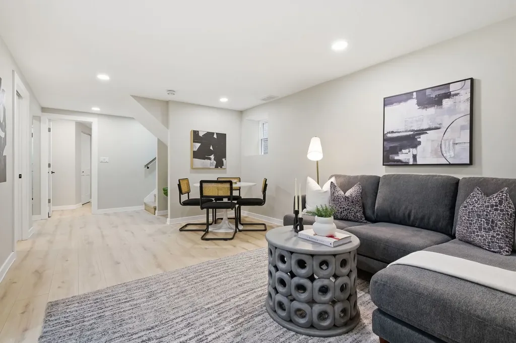 4431 North Marmora Avenue Chicago IL 60630