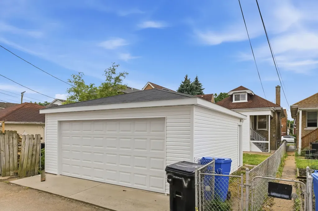4431 North Marmora Avenue Chicago IL 60630