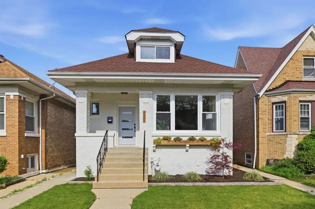 4431 North Marmora Avenue Chicago IL 60630