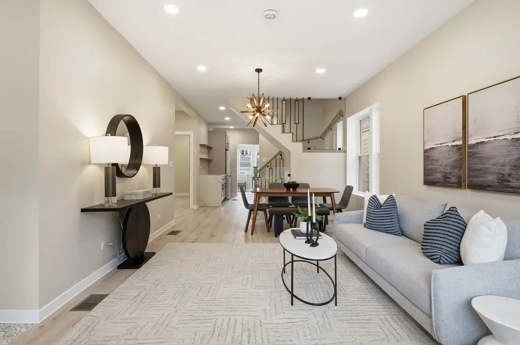 4431 North Marmora Avenue Chicago IL 60630