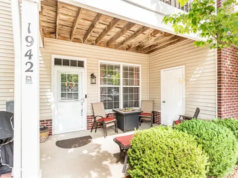 1942 Parkside Drive Shorewood IL 60404