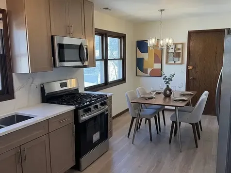 6849 North Overhill Avenue N Chicago IL 60631