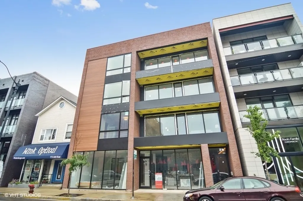 2742 North Lincoln Avenue Chicago IL 60614