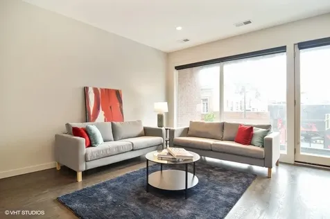 2742 North Lincoln Avenue Chicago IL 60614