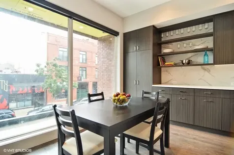 2742 North Lincoln Avenue Chicago IL 60614