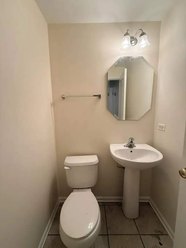 565 Conservatory Lane Aurora IL 60502