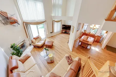 73 Woodstone Drive Buffalo Grove IL 60089