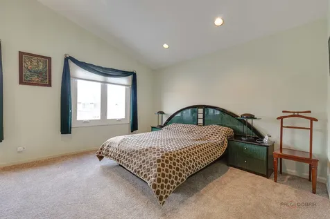 73 Woodstone Drive Buffalo Grove IL 60089