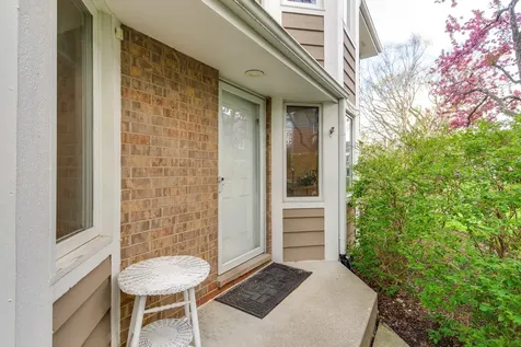 73 Woodstone Drive Buffalo Grove IL 60089