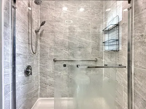 3842 West Argyle Street Chicago IL 60625